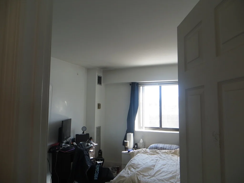 2 bed, 1 bath apartment for rent at 15 North Beacon St Unit 204, Allston — photo 12 of 23