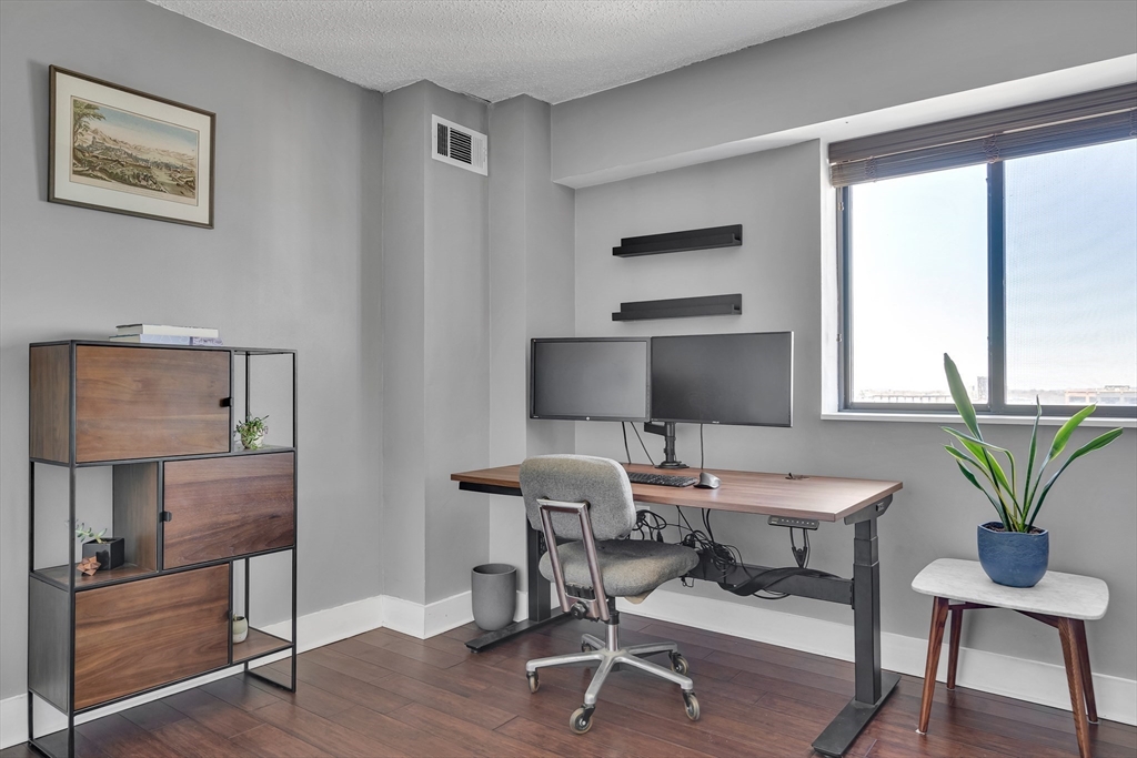 2 bed, 2 bath apartment for rent at 15 North Beacon St Unit 714, Allston — photo 14 of 27