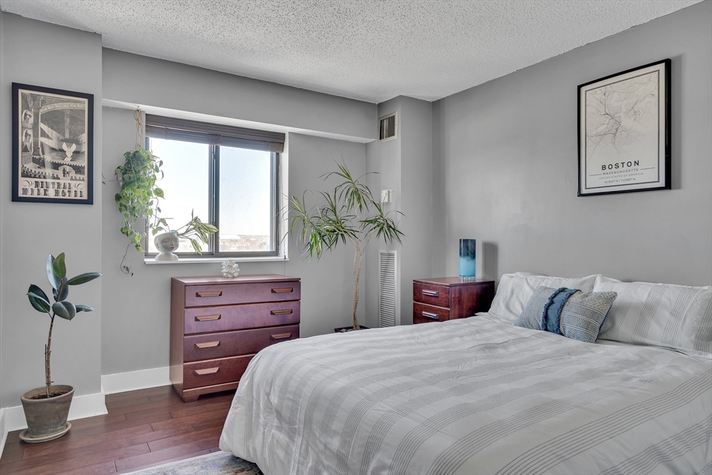 2 bed, 2 bath apartment for rent at 15 North Beacon St Unit 714, Allston — photo 11 of 27