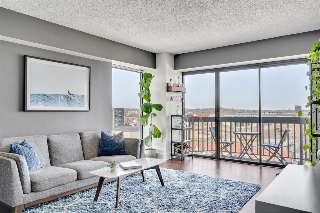 2 bed, 2 bath apartment for rent at 15 North Beacon St Unit 714, Allston — photo 2 of 27