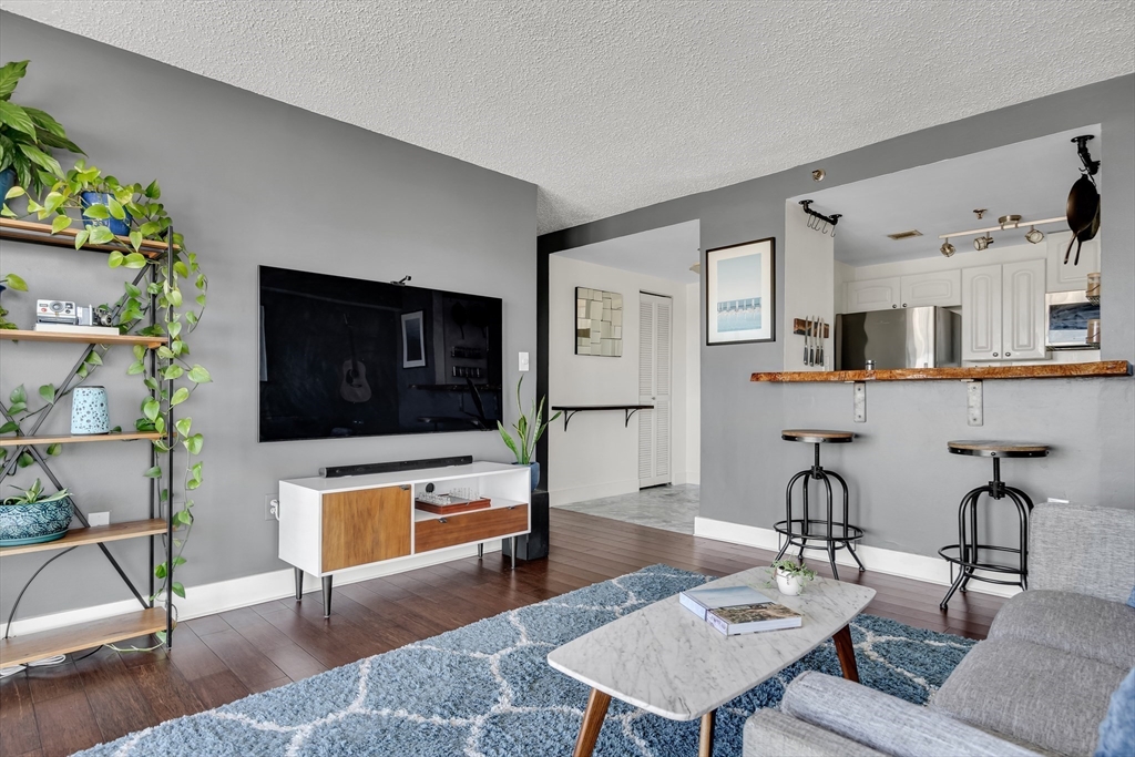 2 bed, 2 bath apartment for rent at 15 North Beacon St Unit 714, Allston — photo 6 of 27