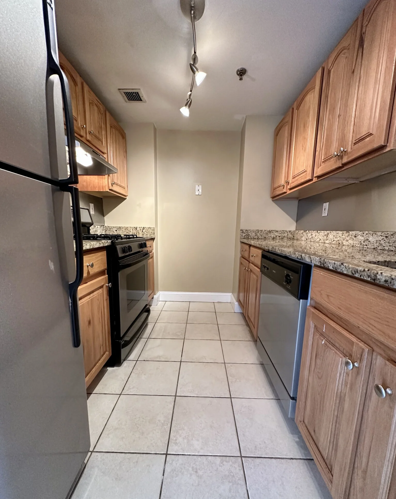 2 bed, 1.5 bath apartment for rent at 15 North Beacon St Unit 503, Allston — photo 15 of 25