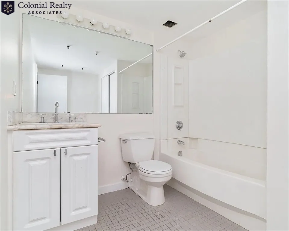 2 bed, 1 bath apartment for rent at 15 North Beacon St Unit 508, Allston — photo 8 of 28