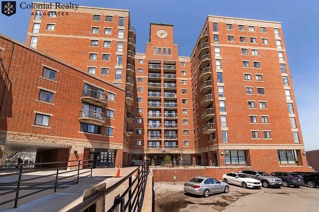 2 bed, 1.5 bath apartment for rent at 15 North Beacon St Unit 703, Allston — photo 10 of 27
