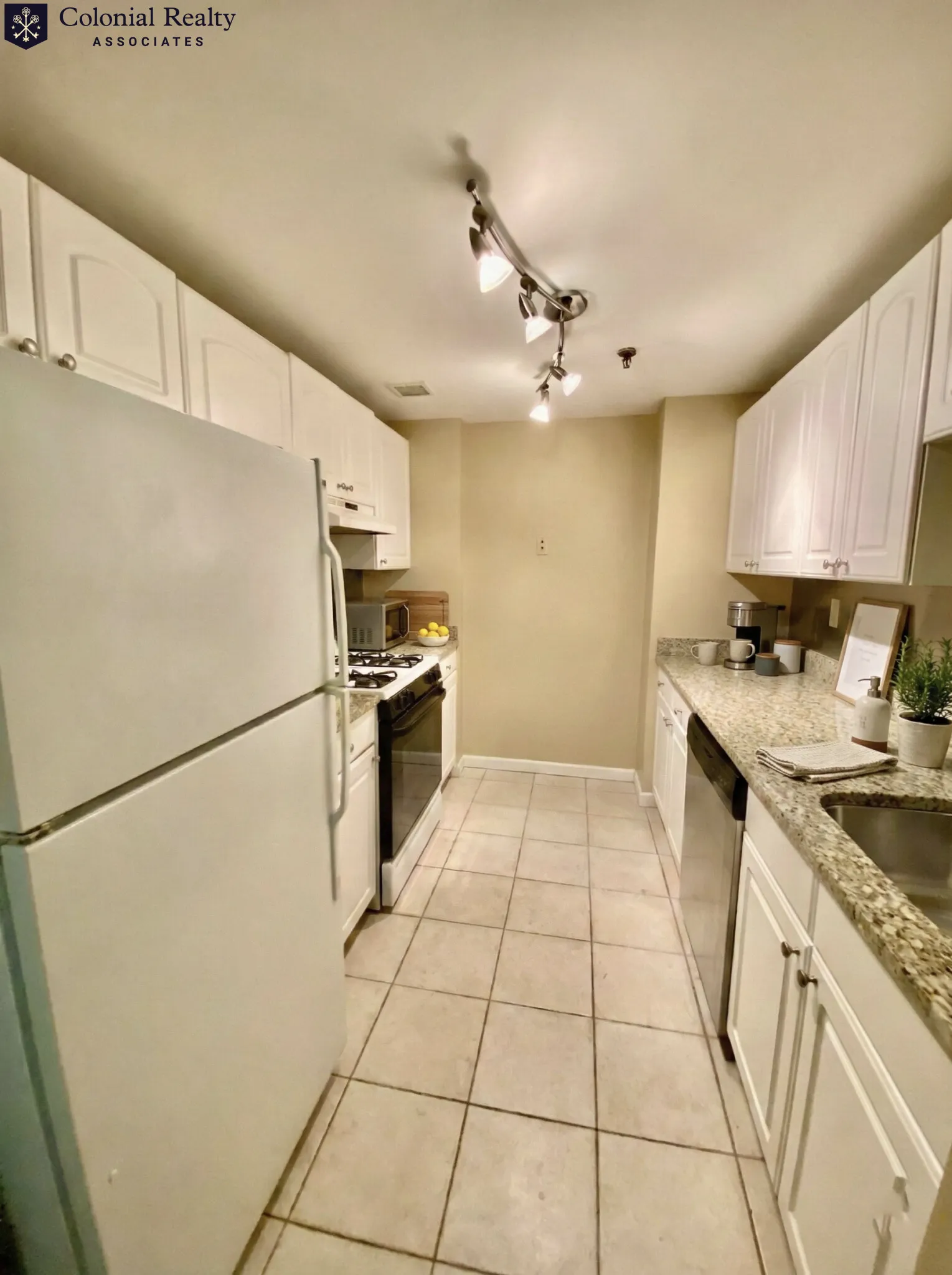 2 bed, 1.5 bath apartment for rent at 15 North Beacon St Unit 703, Allston — photo 5 of 27