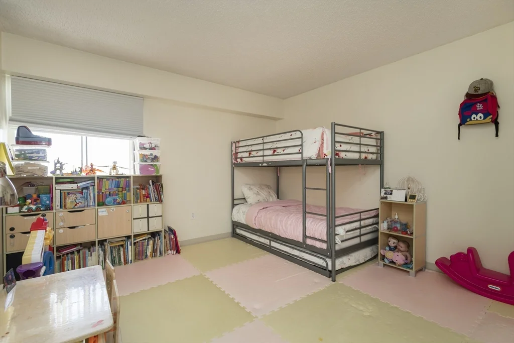 2 bed, 1 bath apartment for rent at 15 North Beacon St Unit 708, Allston — photo 7 of 18