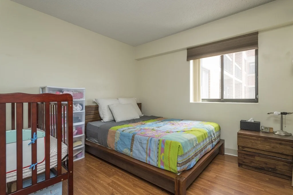 2 bed, 1 bath apartment for rent at 15 North Beacon St Unit 708, Allston — photo 6 of 18