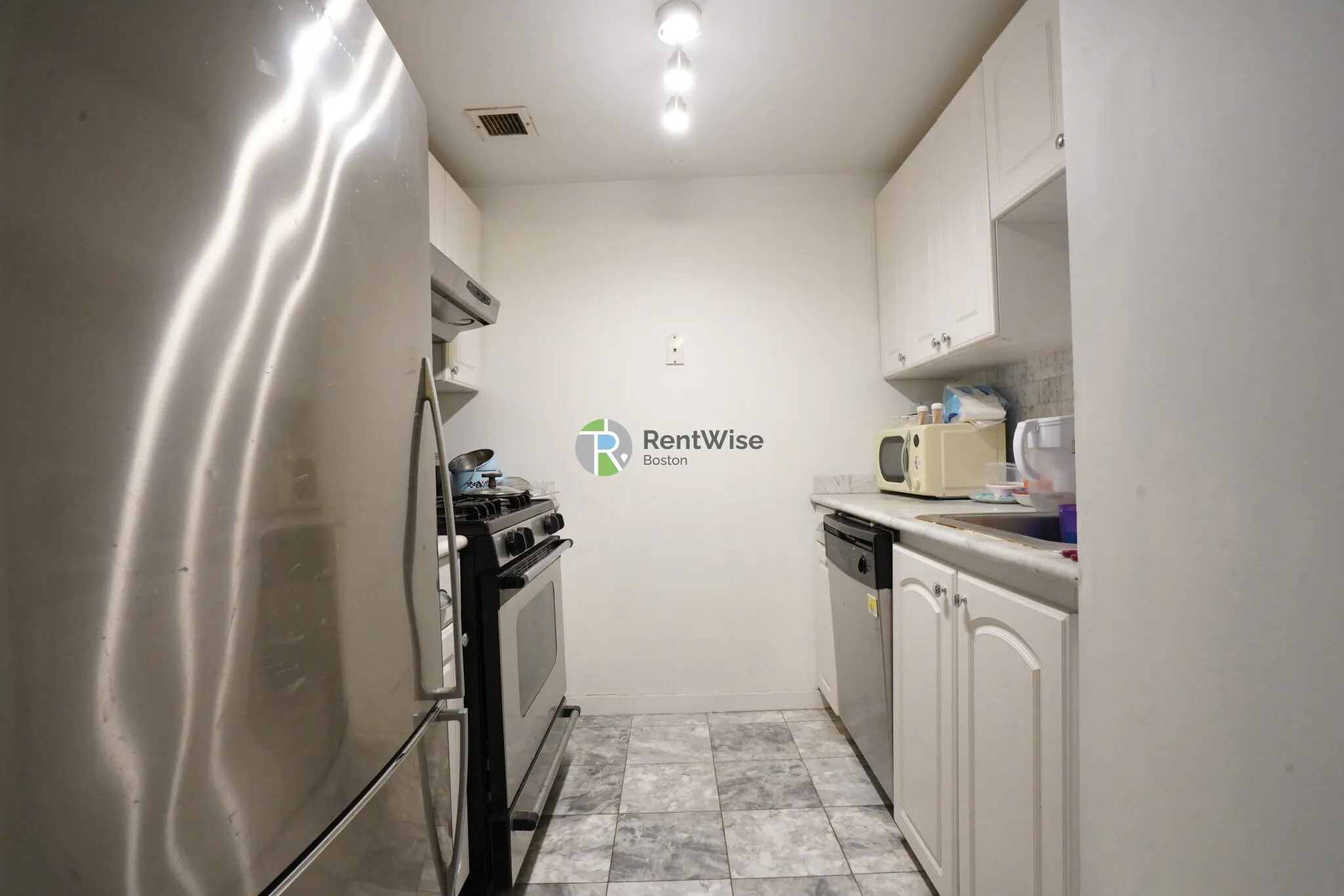 2 bed, 1.5 bath apartment for rent at 15 North Beacon St Unit 709, Allston — photo 35 of 58