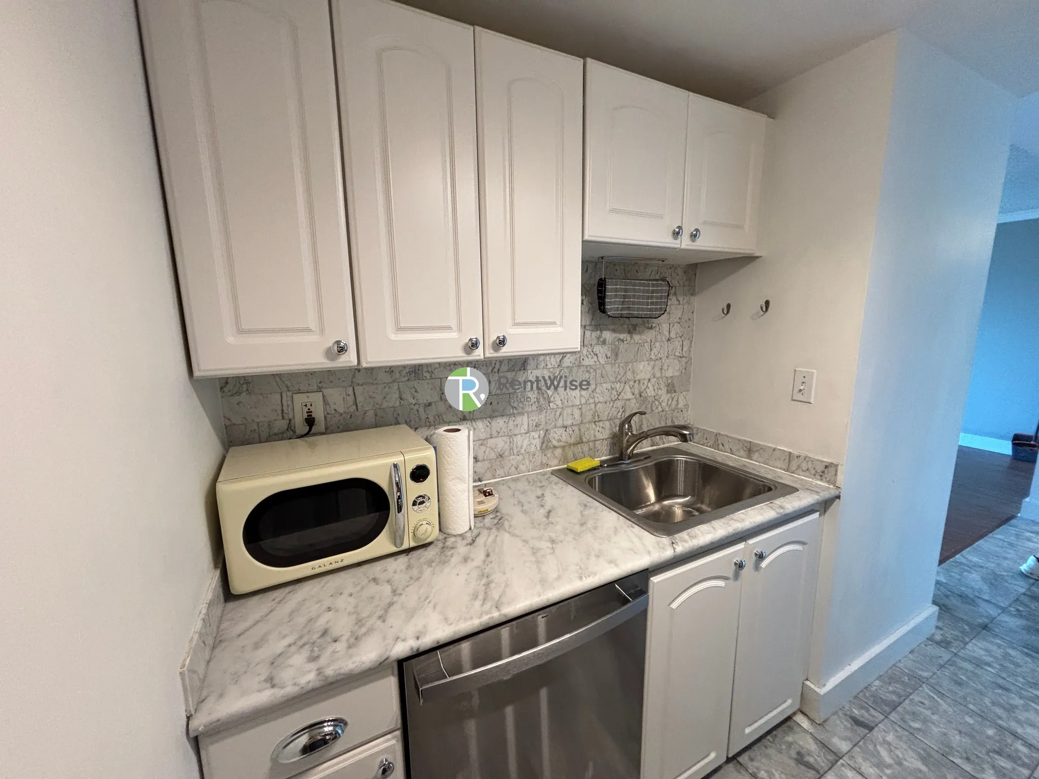 2 bed, 1.5 bath apartment for rent at 15 North Beacon St Unit 709, Allston — photo 23 of 58