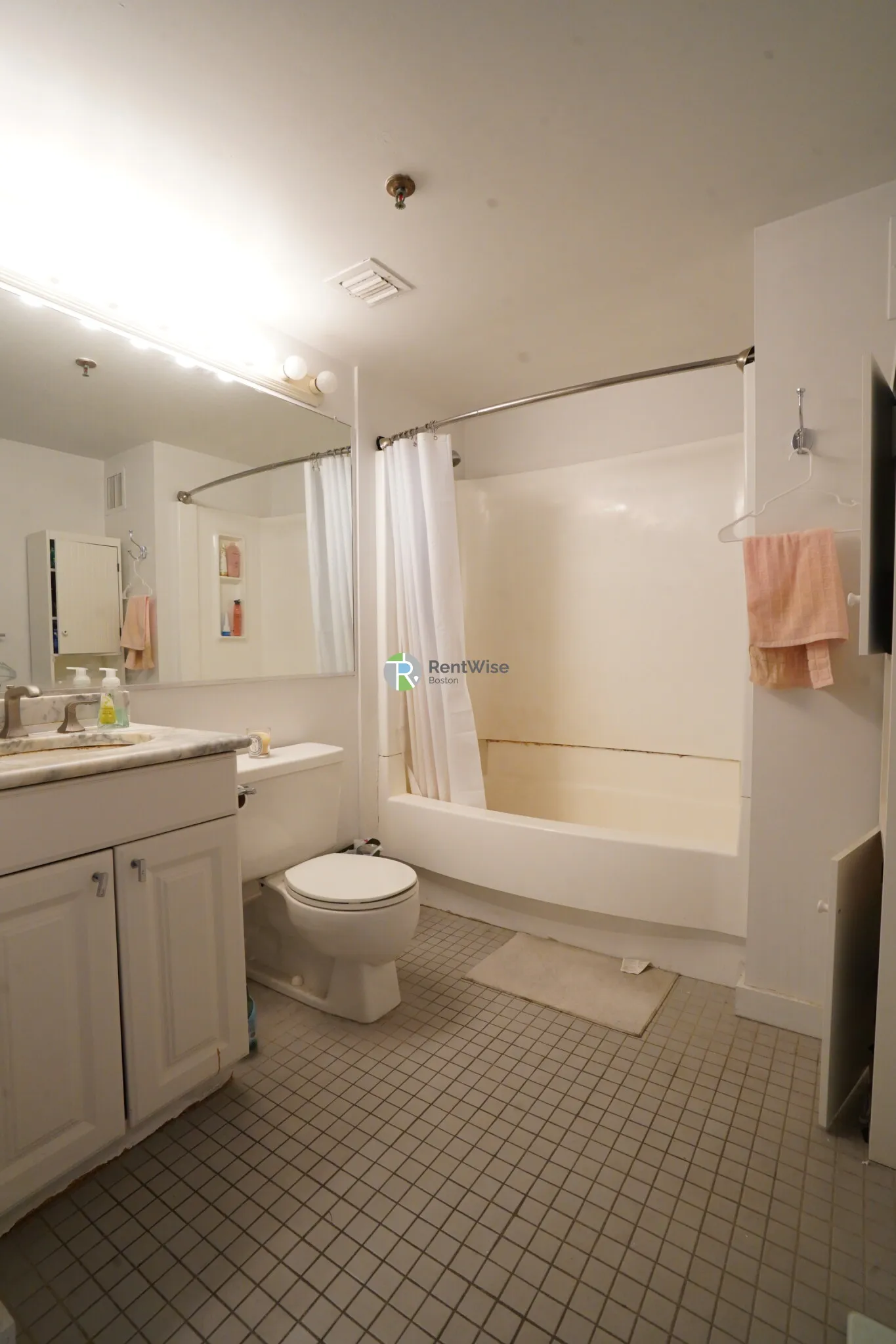 2 bed, 1.5 bath apartment for rent at 15 North Beacon St Unit 709, Allston — photo 44 of 58