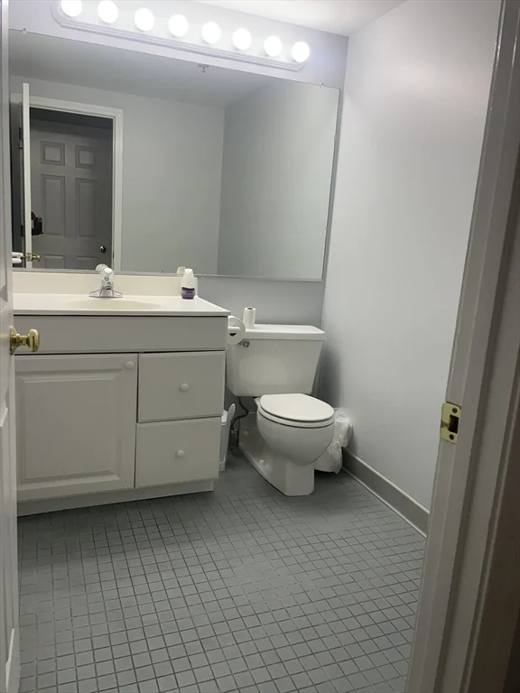 2 bed, 1 bath apartment for rent at 15 North Beacon Unit 317, Allston — photo 15 of 15