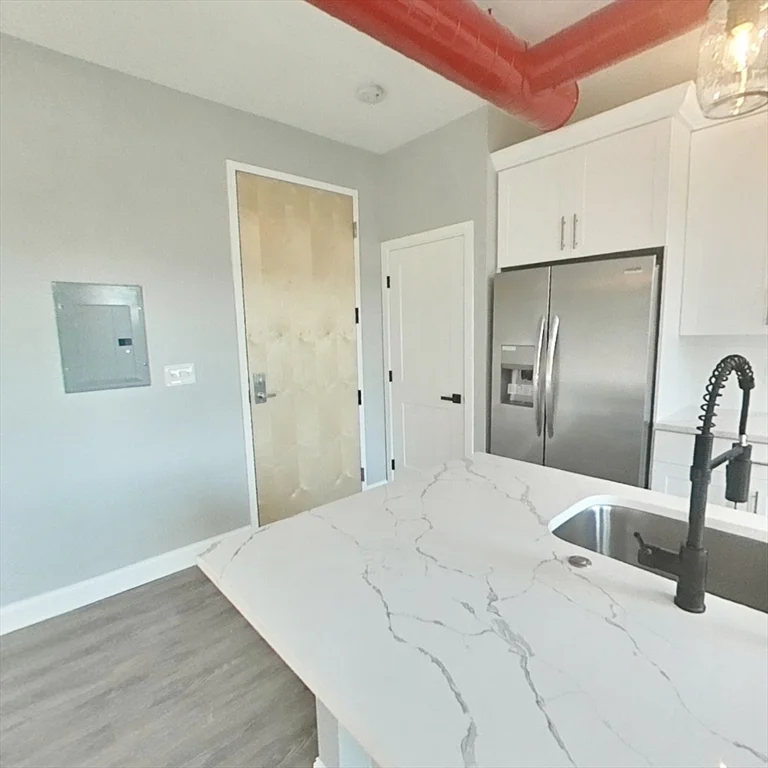 1 bed, 1 bath apartment for rent at 15 Oak Unit 202, Needham — photo 5 of 10