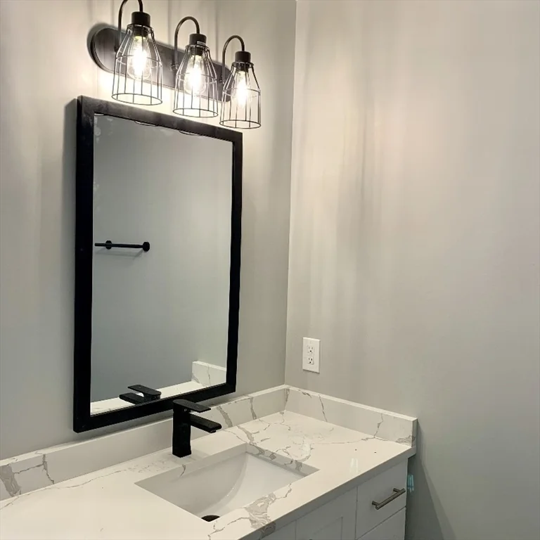 1 bed, 1 bath apartment for rent at 15 Oak Unit 202, Needham — photo 7 of 10