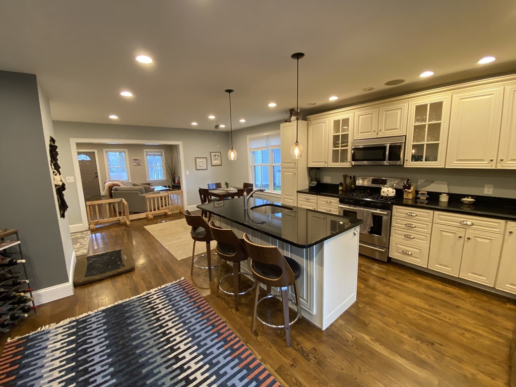 2 bed, 2 bath apartment for rent at 15 Oakdale Unit 1, Jamaica Plain — photo 6 of 29
