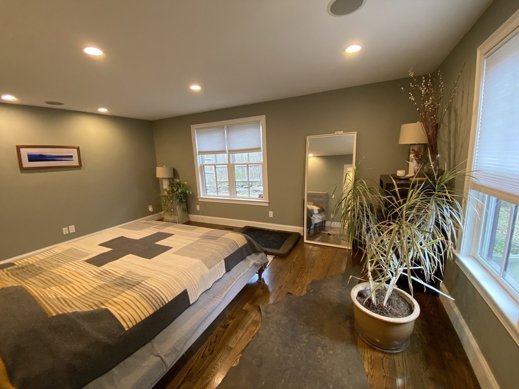 2 bed, 2 bath apartment for rent at 15 Oakdale Unit 1, Jamaica Plain — photo 15 of 29