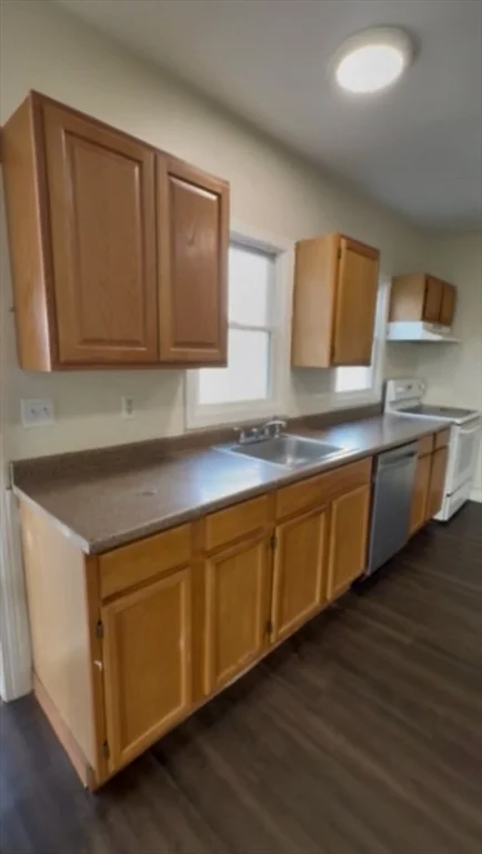 4 bed, 1 bath apartment for rent at 15 Oakes Ave Unit 2, Southbridge — photo 4 of 7