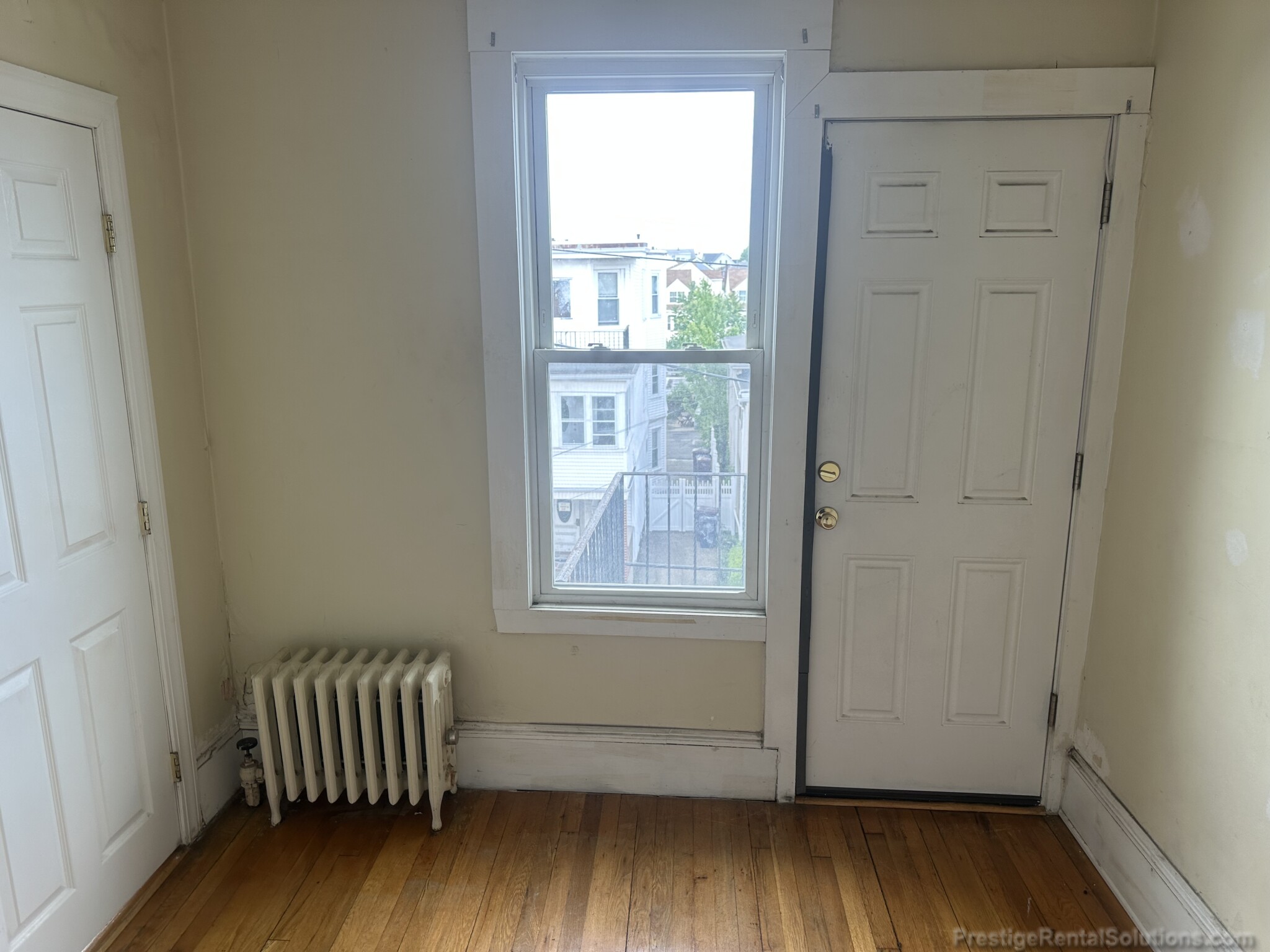 3 bed, 1 bath apartment for rent at 15 Oakes St Unit 3R, Everett — photo 16 of 19