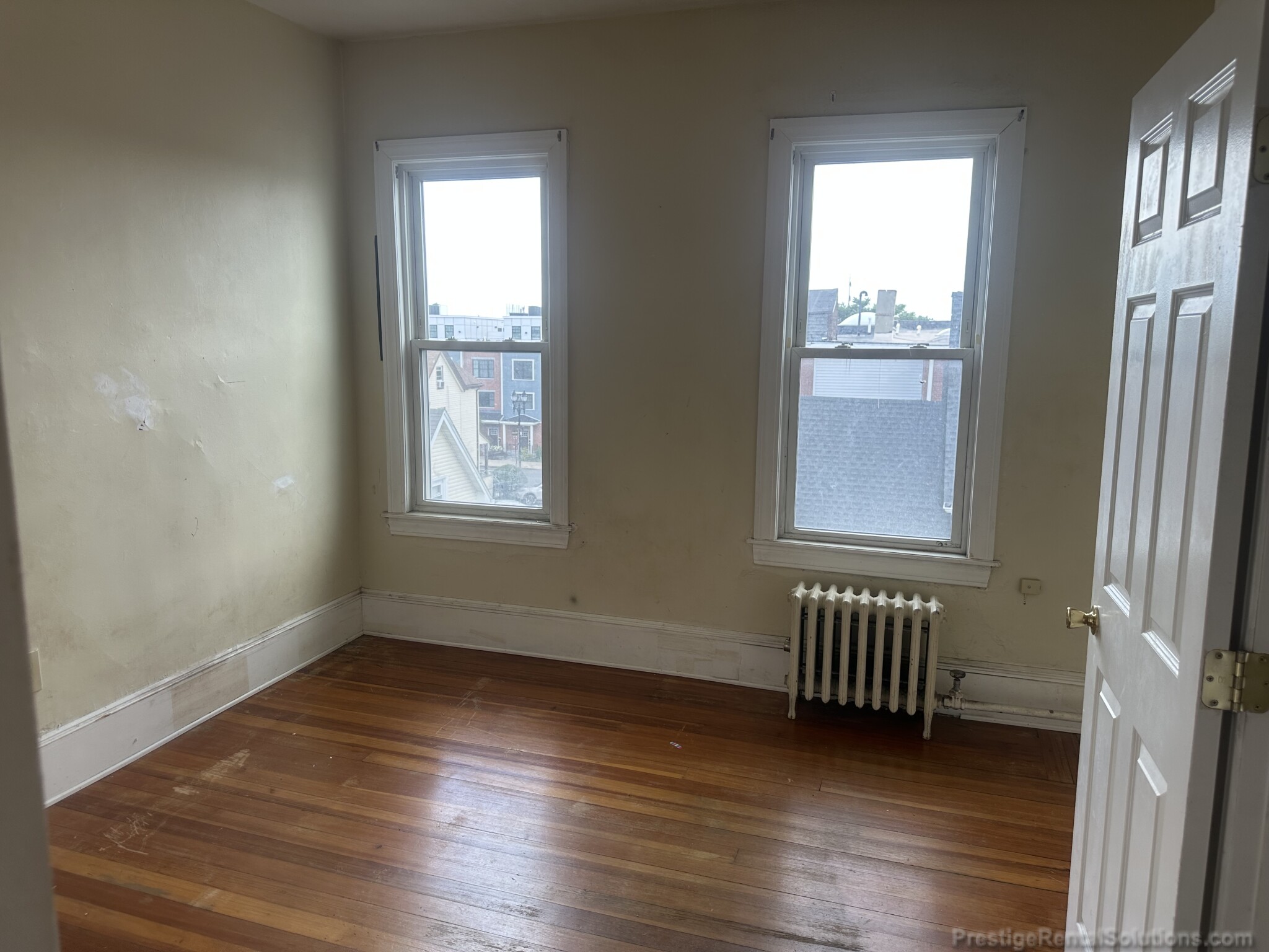3 bed, 1 bath apartment for rent at 15 Oakes St Unit 3R, Everett — photo 13 of 19