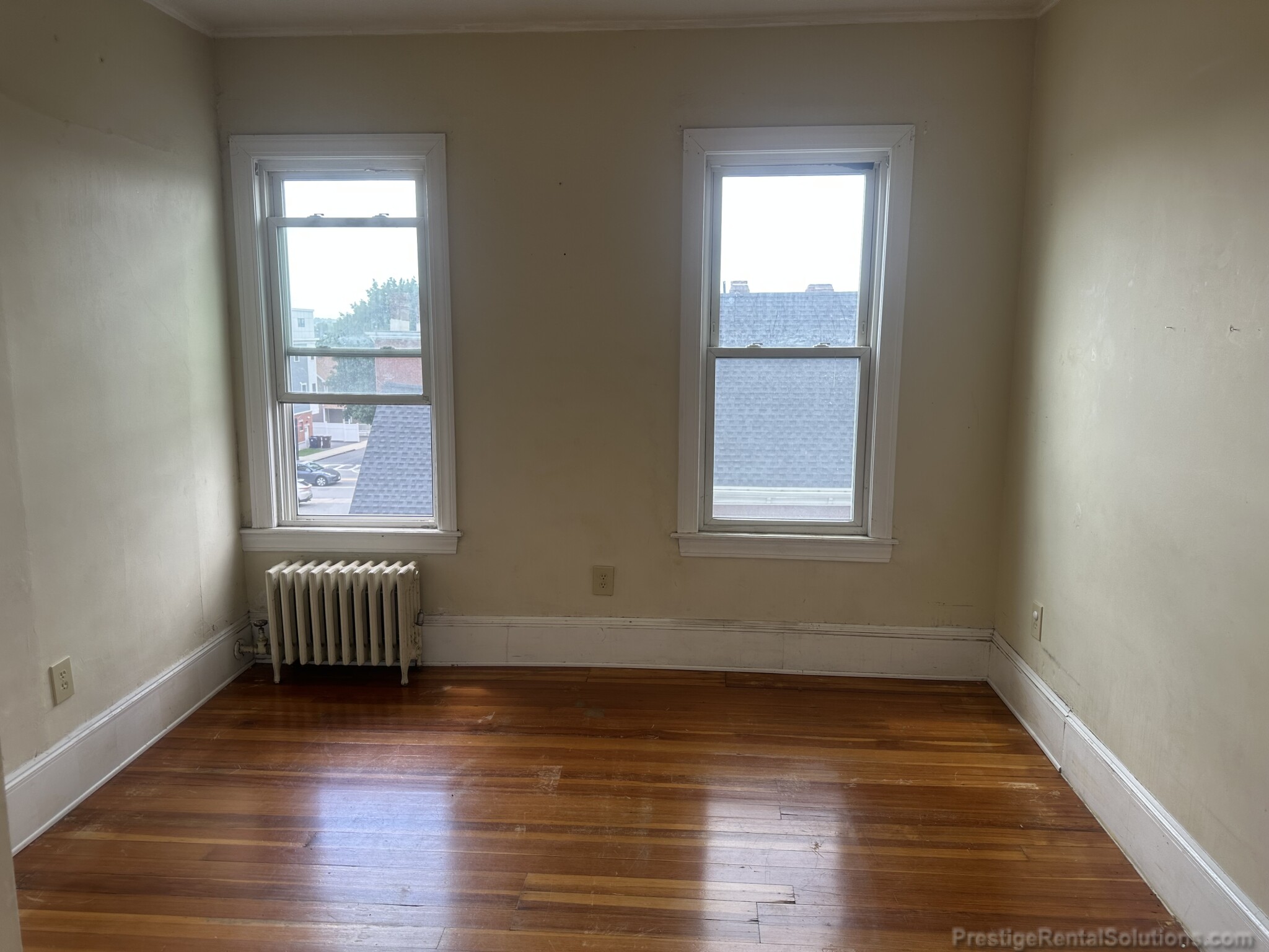 3 bed, 1 bath apartment for rent at 15 Oakes St Unit 3R, Everett — photo 3 of 19