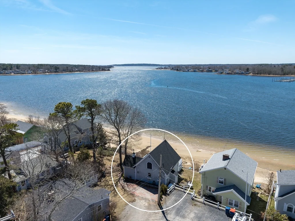 2 bed, 1 bath apartment for rent at 15 Oakhill Rd, Wareham Center — photo 19 of 36