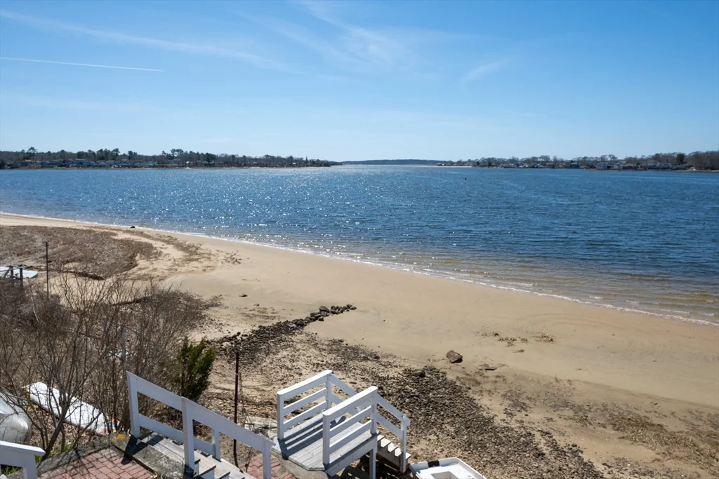 2 bed, 1 bath apartment for rent at 15 Oakhill Rd, Wareham Center — photo 9 of 36