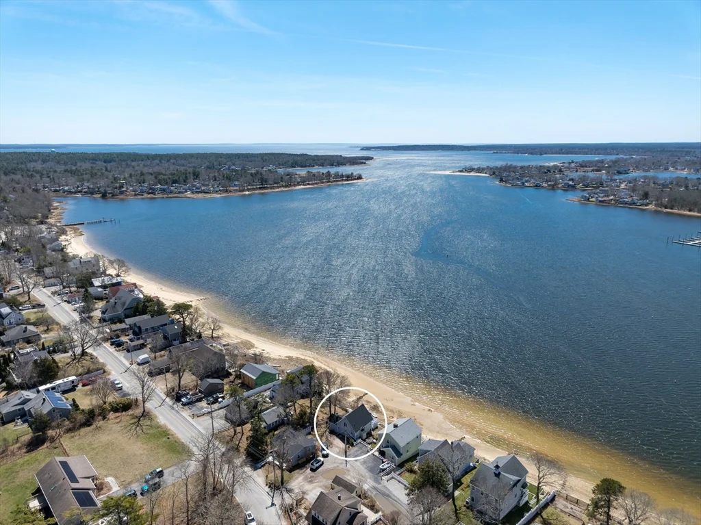2 bed, 1 bath apartment for rent at 15 Oakhill Rd, Wareham Center — photo 20 of 36