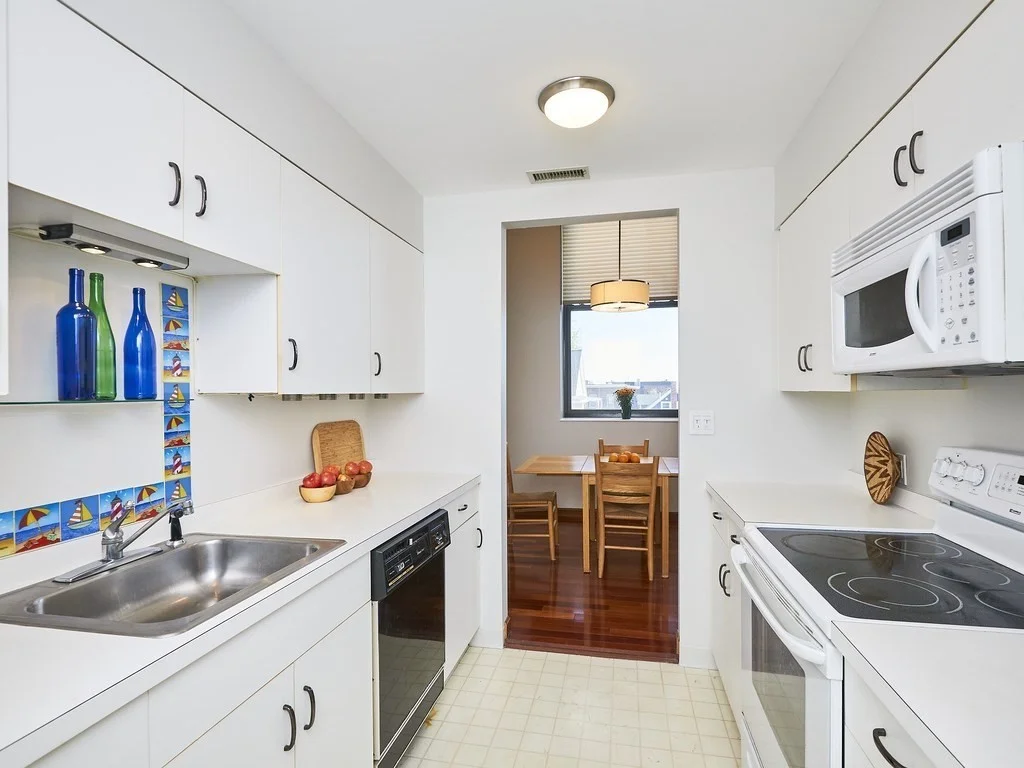 2 bed, 2 bath apartment for rent at 15 Ocean Ave Unit 202, Winthrop — photo 10 of 34