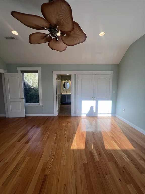3 bed, 2 bath apartment for rent at 15 Oliver St, Somerville — photo 19 of 32