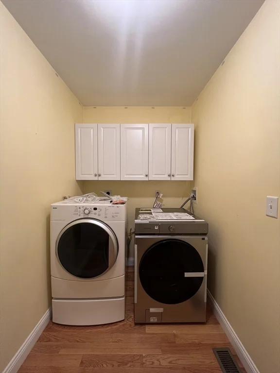 3 bed, 2 bath apartment for rent at 15 Oliver St, Somerville — photo 15 of 32