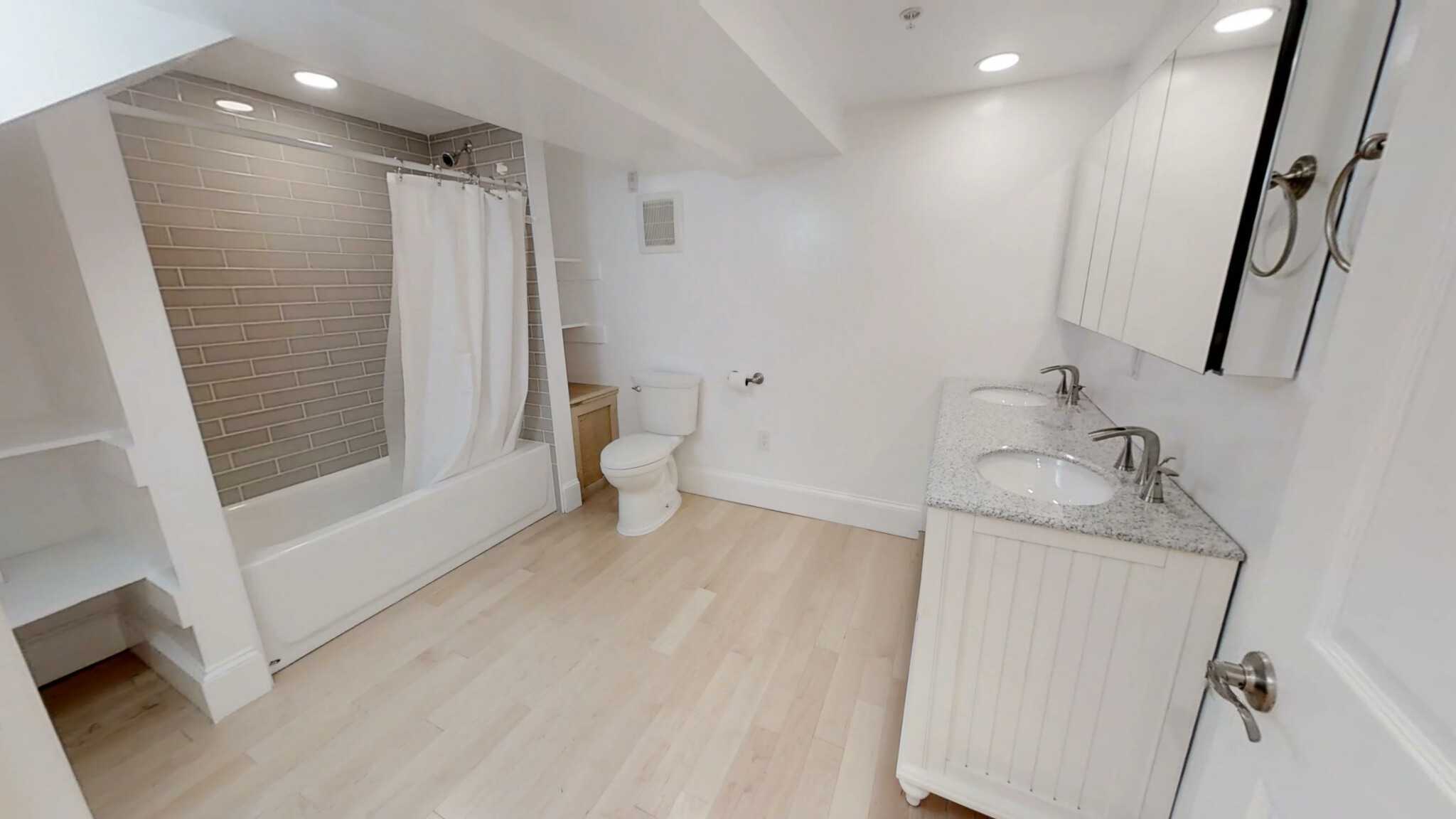 6 bed, 2 bath apartment for rent at 15 Orchard St Unit 1, North Cambridge — photo 10 of 24