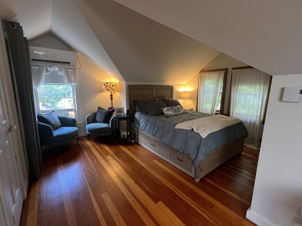3 bed, 2 bath apartment for rent at 15 Orchard St Unit 15, Newton — photo 13 of 21