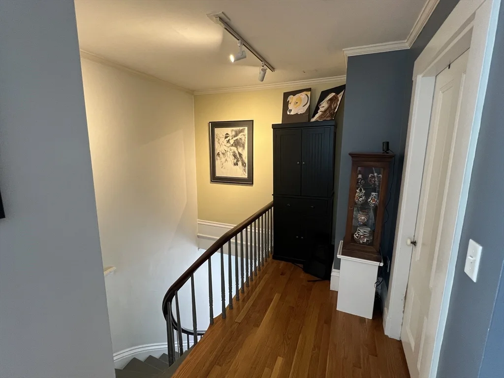 3 bed, 2 bath apartment for rent at 15 Orchard St Unit 15, Newton — photo 9 of 21