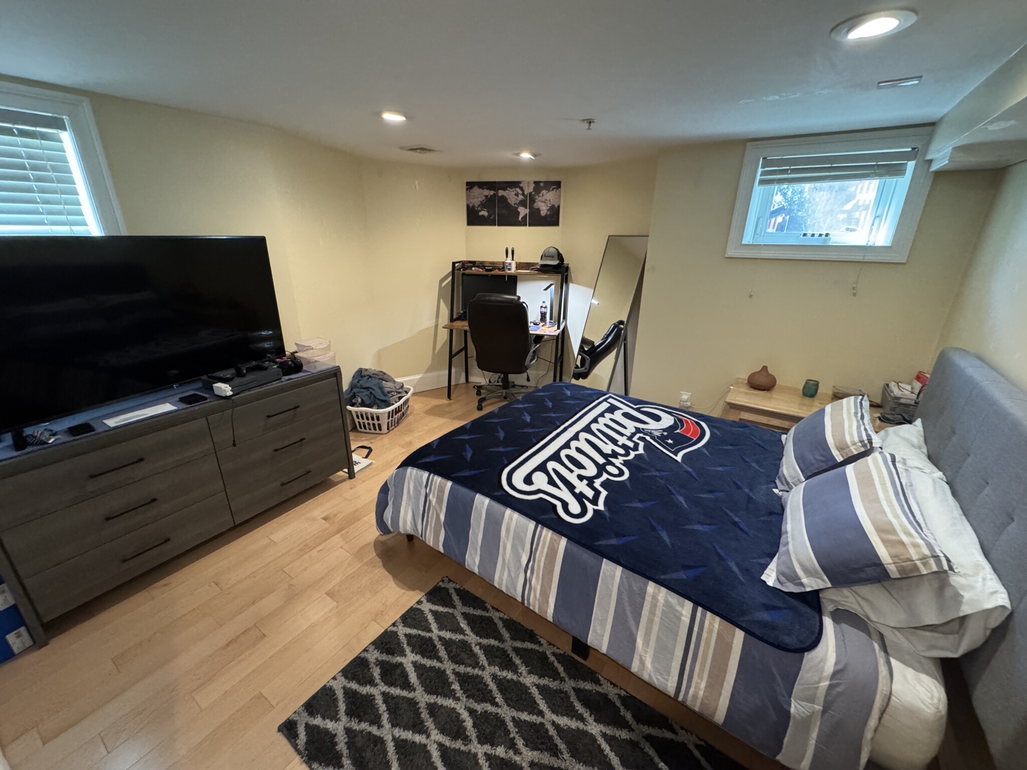 6 bed, 2 bath apartment for rent at 15 Orchard St Unit U1, North Cambridge