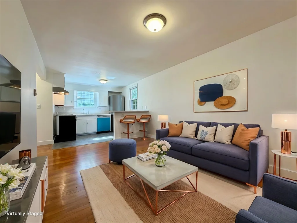 1 bed, 1 bath apartment for rent at 15 Park Ave Unit 1, Foxboro