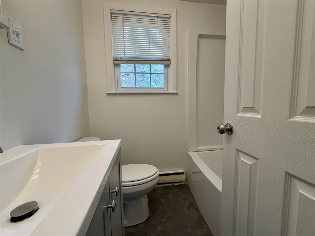 1 bed, 1 bath apartment for rent at 15 Park Ave Unit 11, Foxboro — photo 10 of 15
