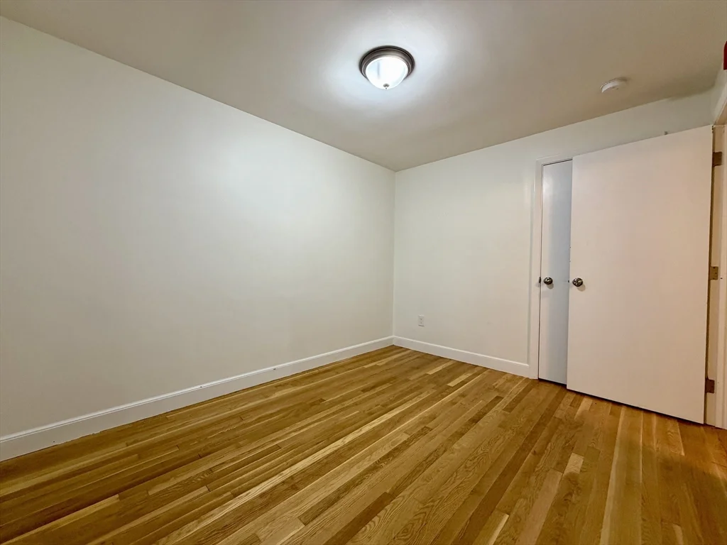 2 bed, 1 bath apartment for rent at 15 Park Ave Unit 4, Foxboro — photo 14 of 19