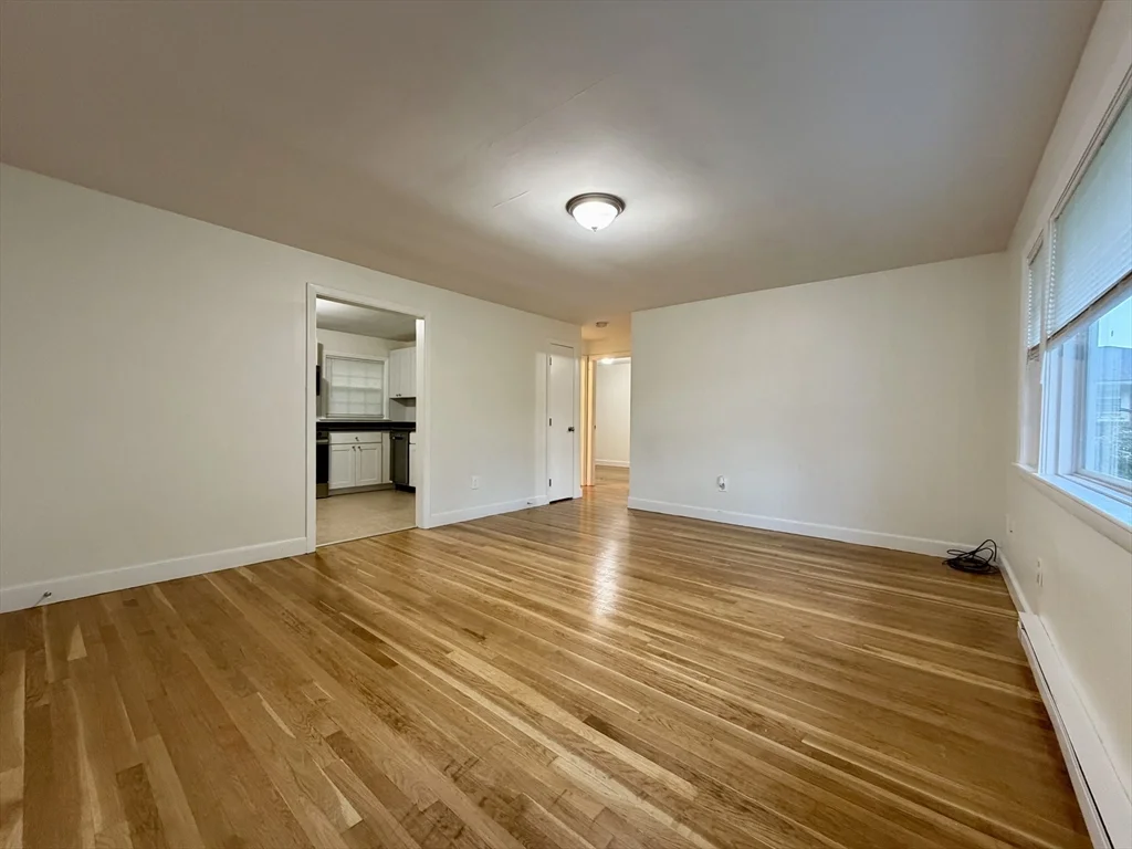 2 bed, 1 bath apartment for rent at 15 Park Ave Unit 4, Foxboro — photo 2 of 19