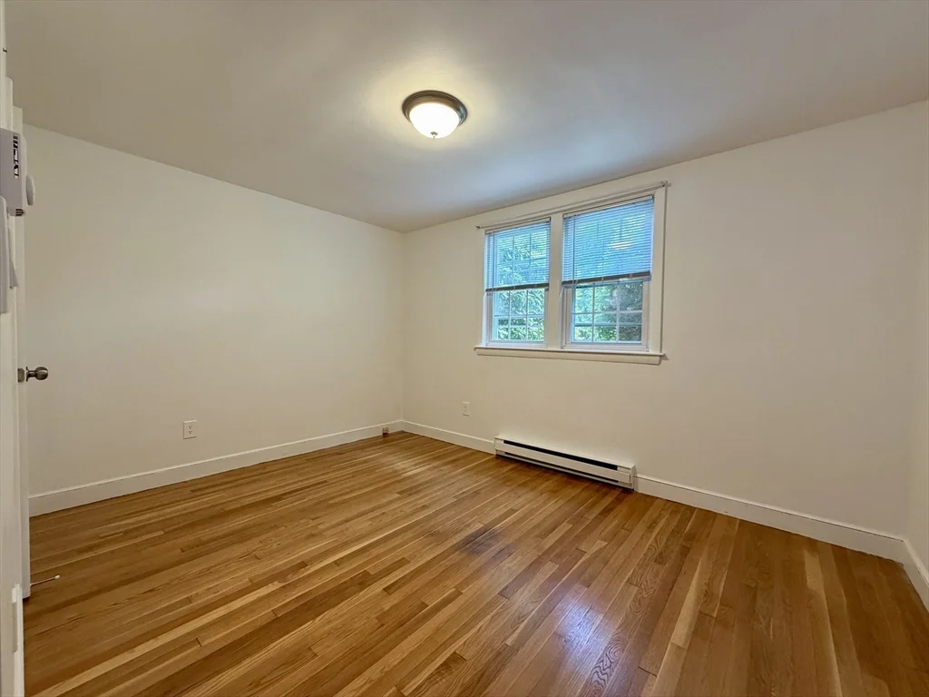 2 bed, 1 bath apartment for rent at 15 Park Ave Unit 4, Foxboro — photo 10 of 20
