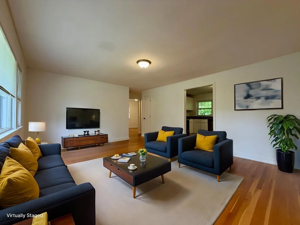 2 bed, 1 bath apartment for rent at 15 Park Ave Unit 5, Foxboro — photo 1 of 19