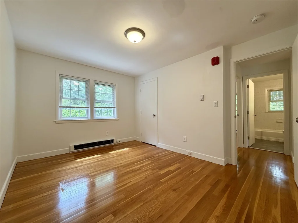 2 bed, 1 bath apartment for rent at 15 Park Ave Unit 5, Foxboro — photo 13 of 19
