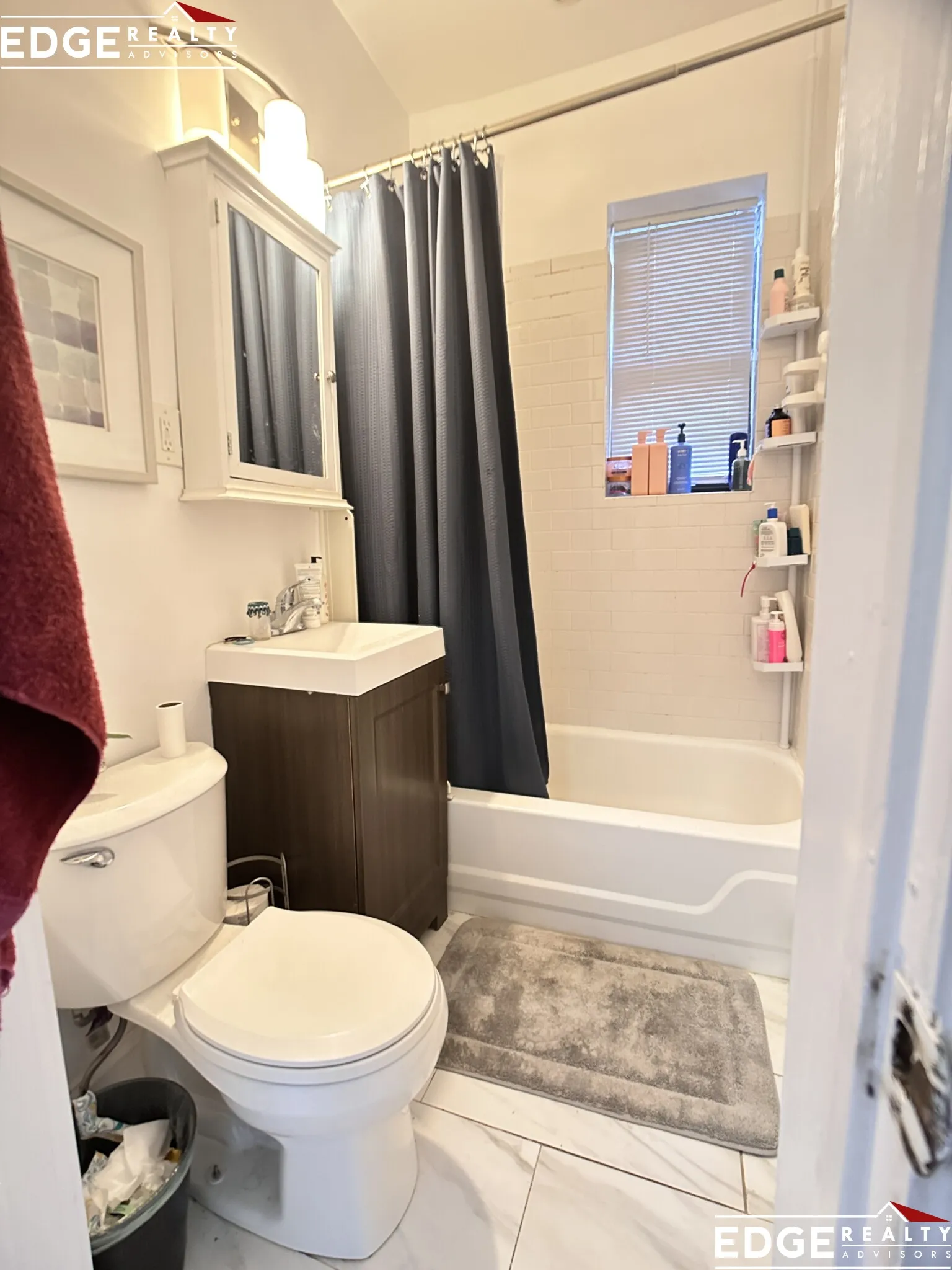 3 bed, 1 bath apartment for rent at 15 Park Vale Ave Unit 2, Brighton — photo 6 of 7