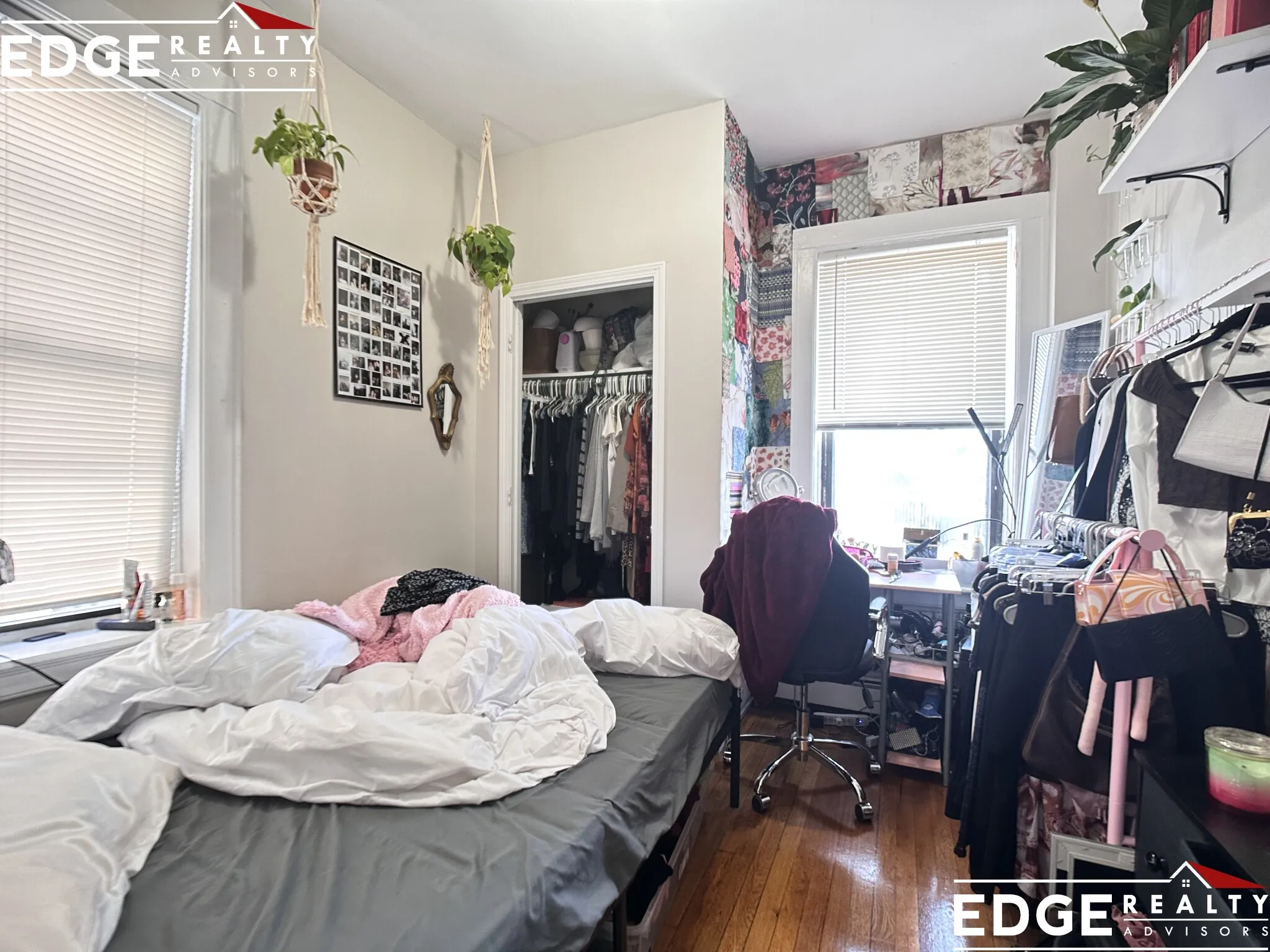 3 bed, 1 bath apartment for rent at 15 Park Vale Ave Unit 2, Brighton — photo 5 of 7