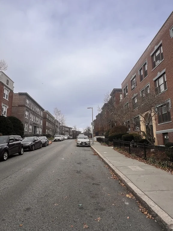 1 bed, 1 bath apartment for rent at 15 Park Vale Unit 3B, Allston — photo 14 of 14