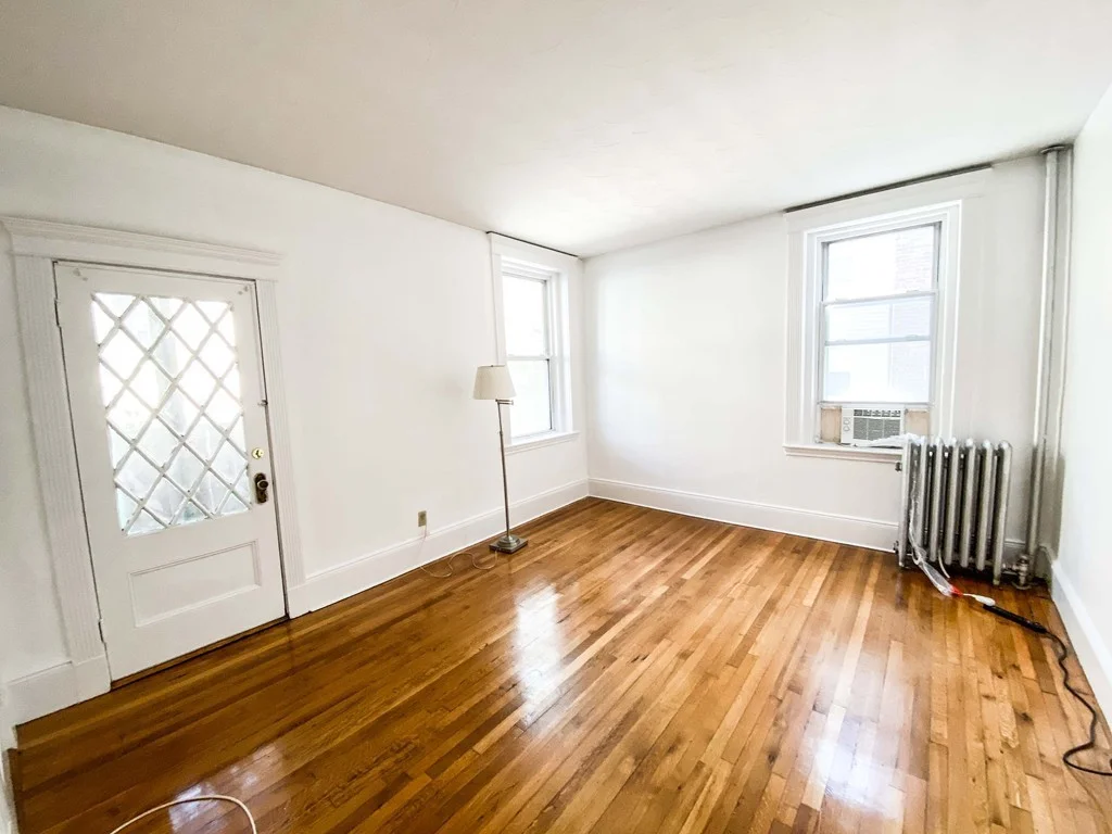 2 bed, 1 bath apartment for rent at 15 Parkman St Unit 1B, Coolidge Corner — photo 11 of 13