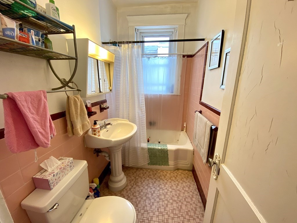 2 bed, 1 bath apartment for rent at 15 Parkman St Unit 3B, Brookline — photo 12 of 15