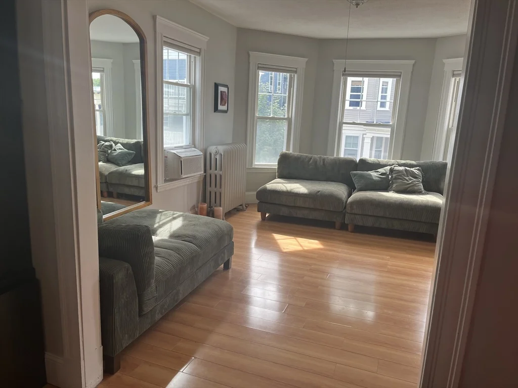 2 bed, 1 bath apartment for rent at 15 Parkton Rd Unit 3, Jamaica Plain — photo 2 of 31