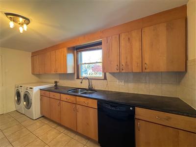 3 bed, 1.5 bath apartment for rent at 15 Patrick St Unit 1, Arlington — photo 3 of 15
