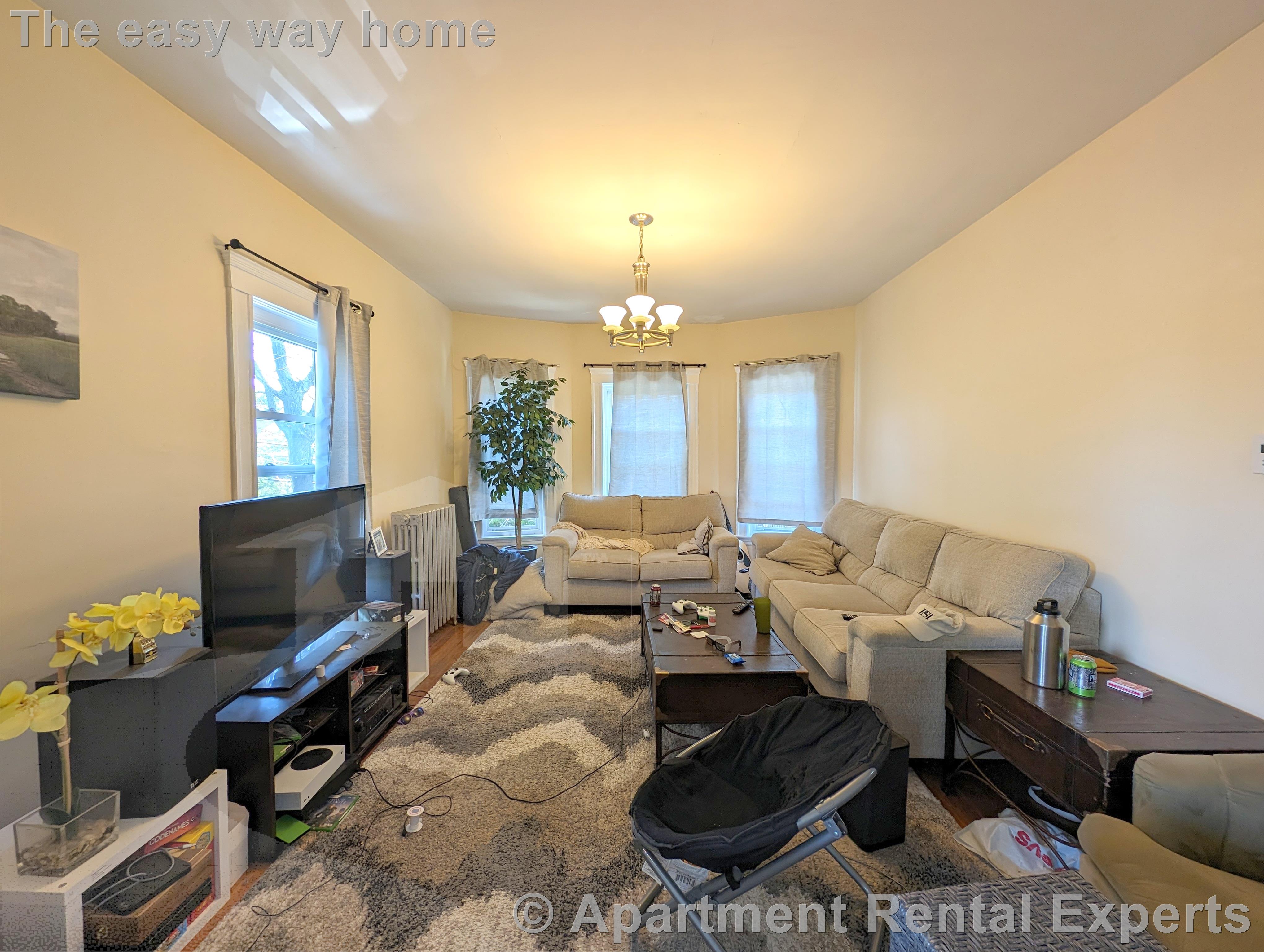 4 bed, 2 bath apartment for rent at 15 Paulina St Unit 2, Davis Square — photo 1 of 25