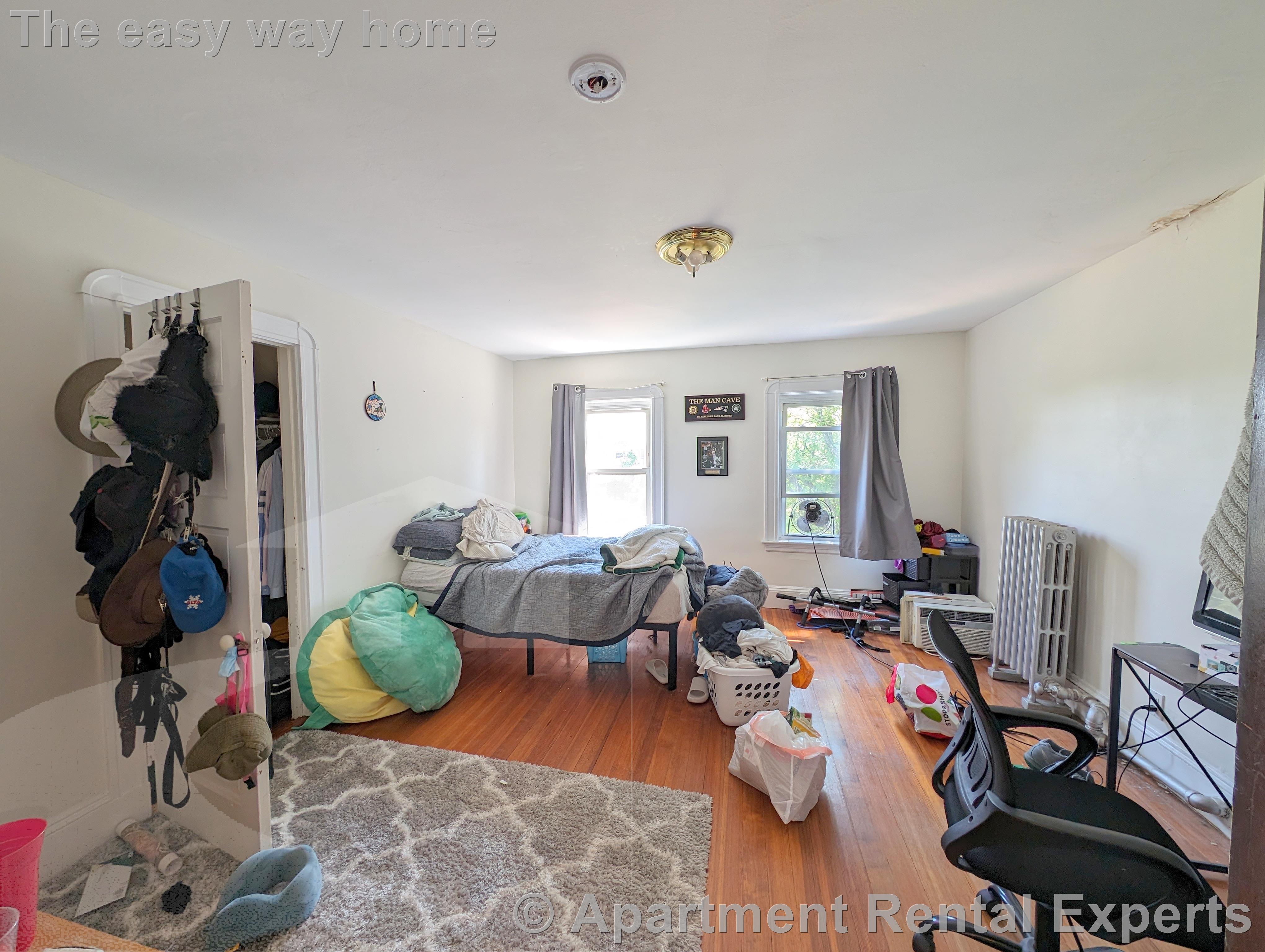 4 bed, 2 bath apartment for rent at 15 Paulina St Unit 2, Davis Square — photo 20 of 25