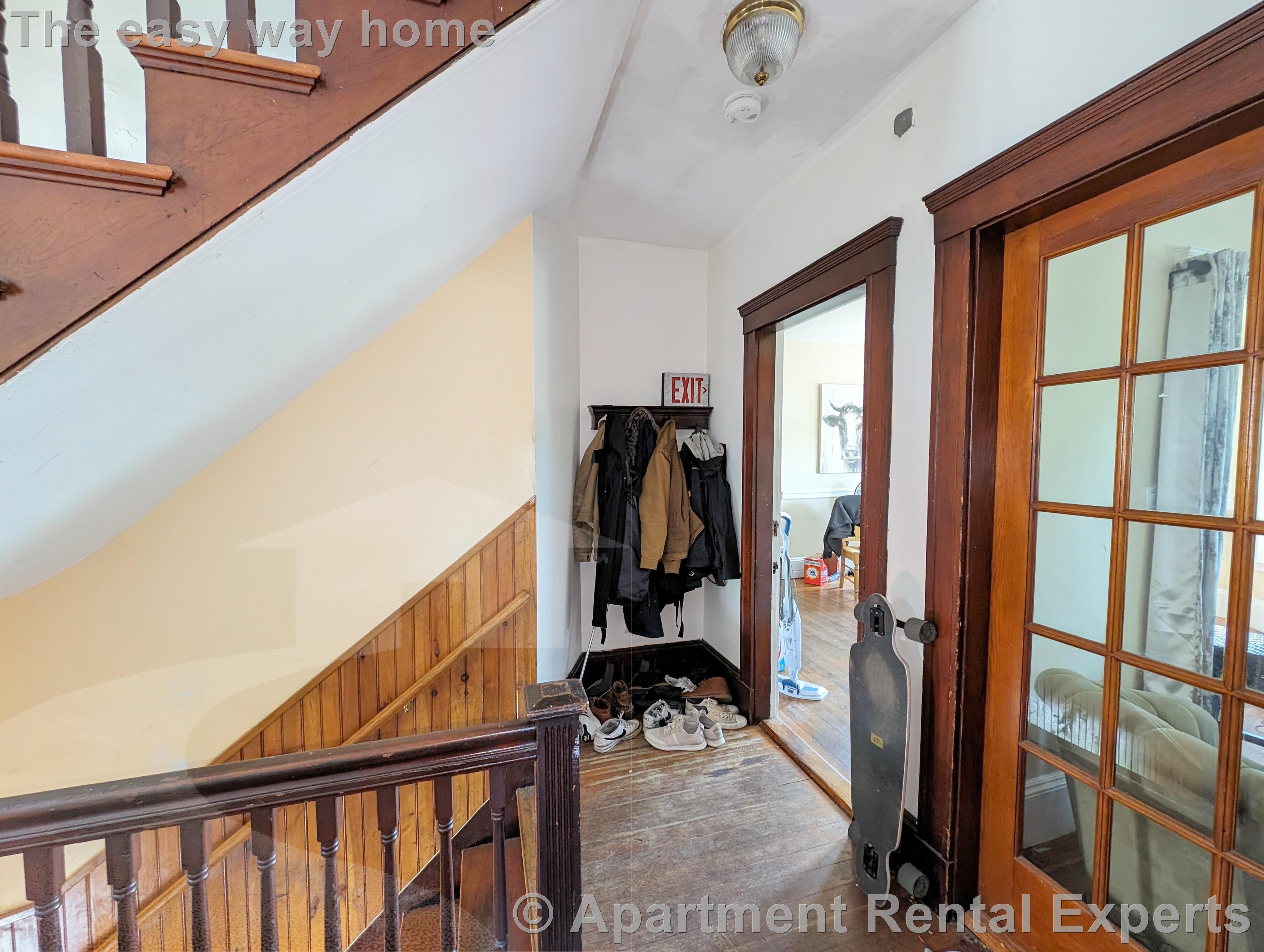 4 bed, 2 bath apartment for rent at 15 Paulina St Unit 2, Davis Square — photo 12 of 25